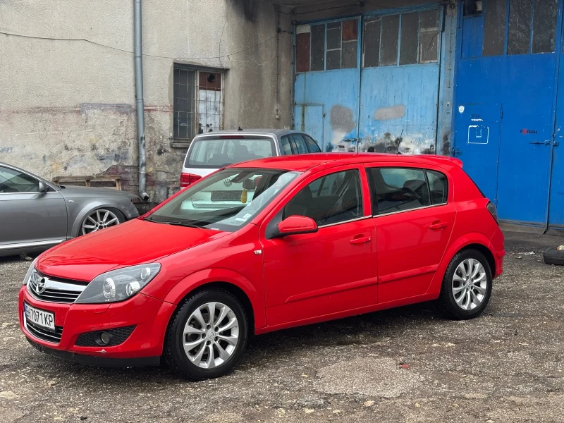 Opel Astra, снимка 6 - Автомобили и джипове - 52978720
