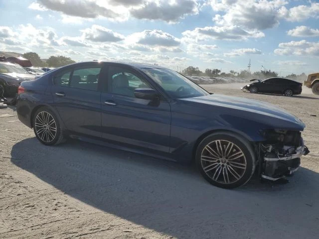 BMW 540 M* PACK* ДИГИТАЛНО* ТАБЛО* ПОДГРЕВ* КАМЕРА* КЕЙЛЕС, снимка 4 - Автомобили и джипове - 48465481