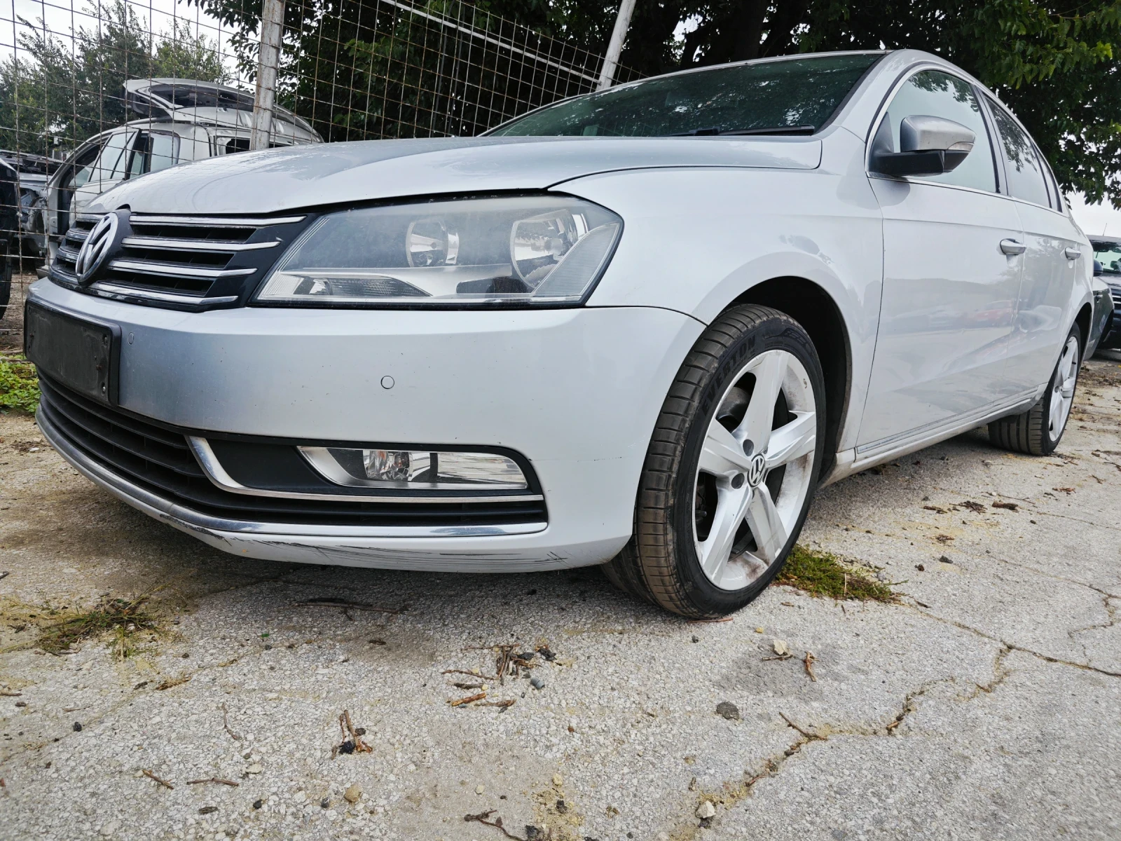 VW Passat DSG 2.0TDI - изображение 2