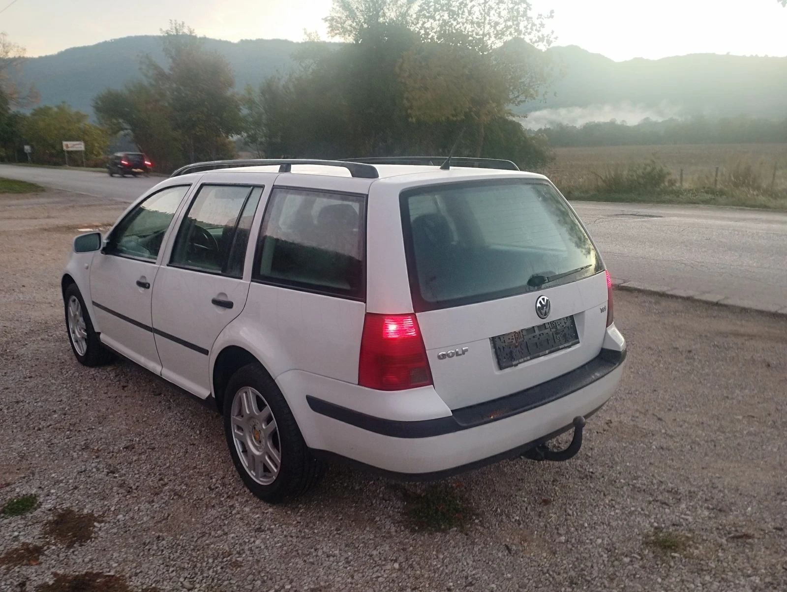 VW Golf 1.9TDi 2005г. Евро 4  - изображение 7