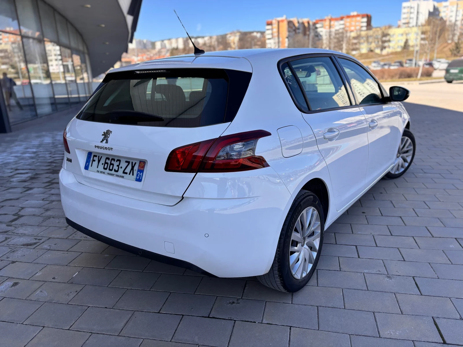 Peugeot 308 1.5BLUEHDI LED/NAVI - изображение 6