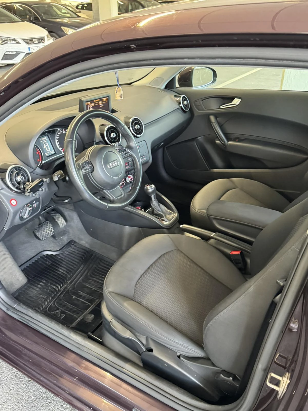 Audi A1 Audi A1 1.6 TDI S-Tronic  - изображение 9