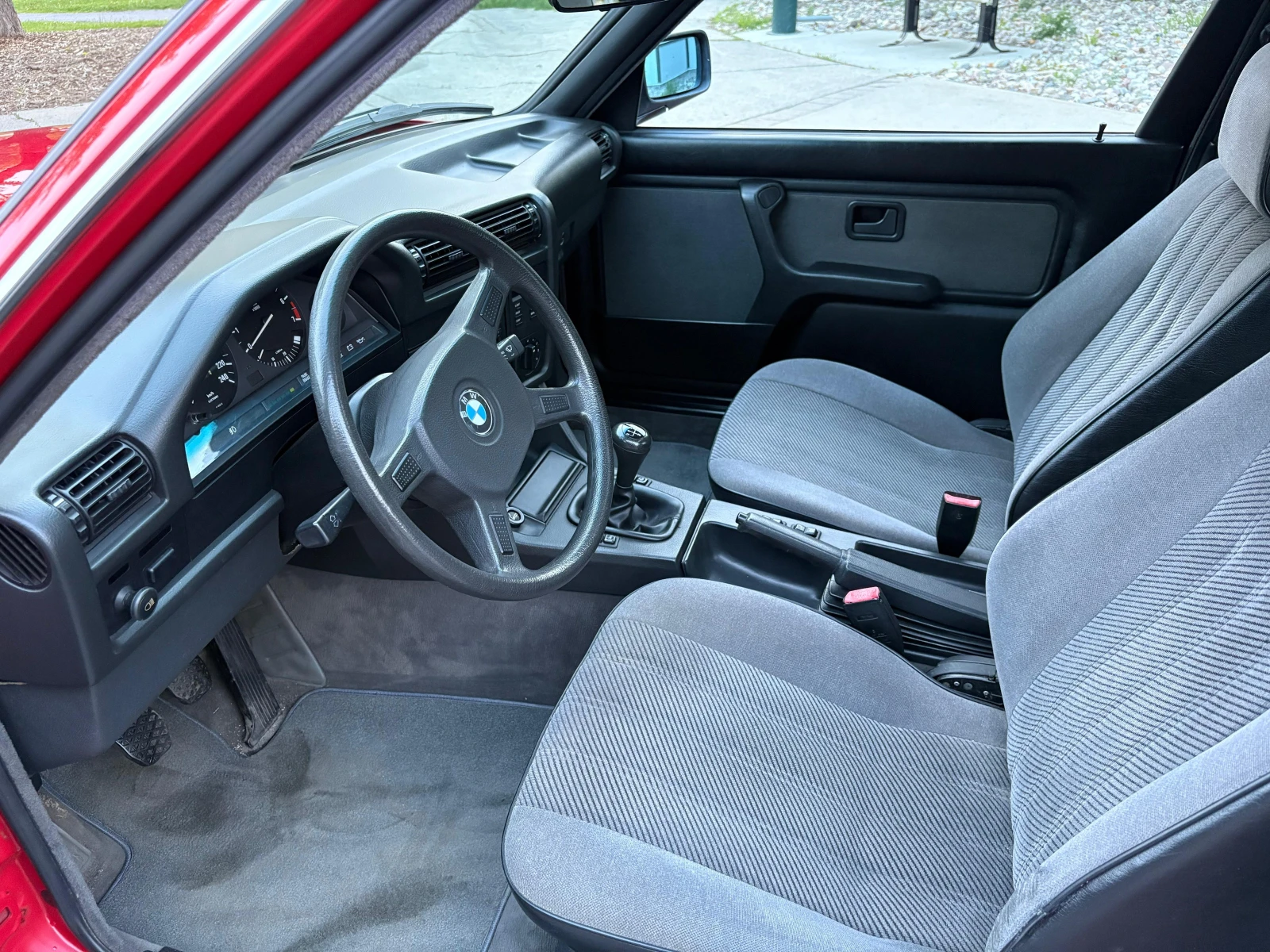 BMW 325 * CarFax * АвтоКредит*  - изображение 6