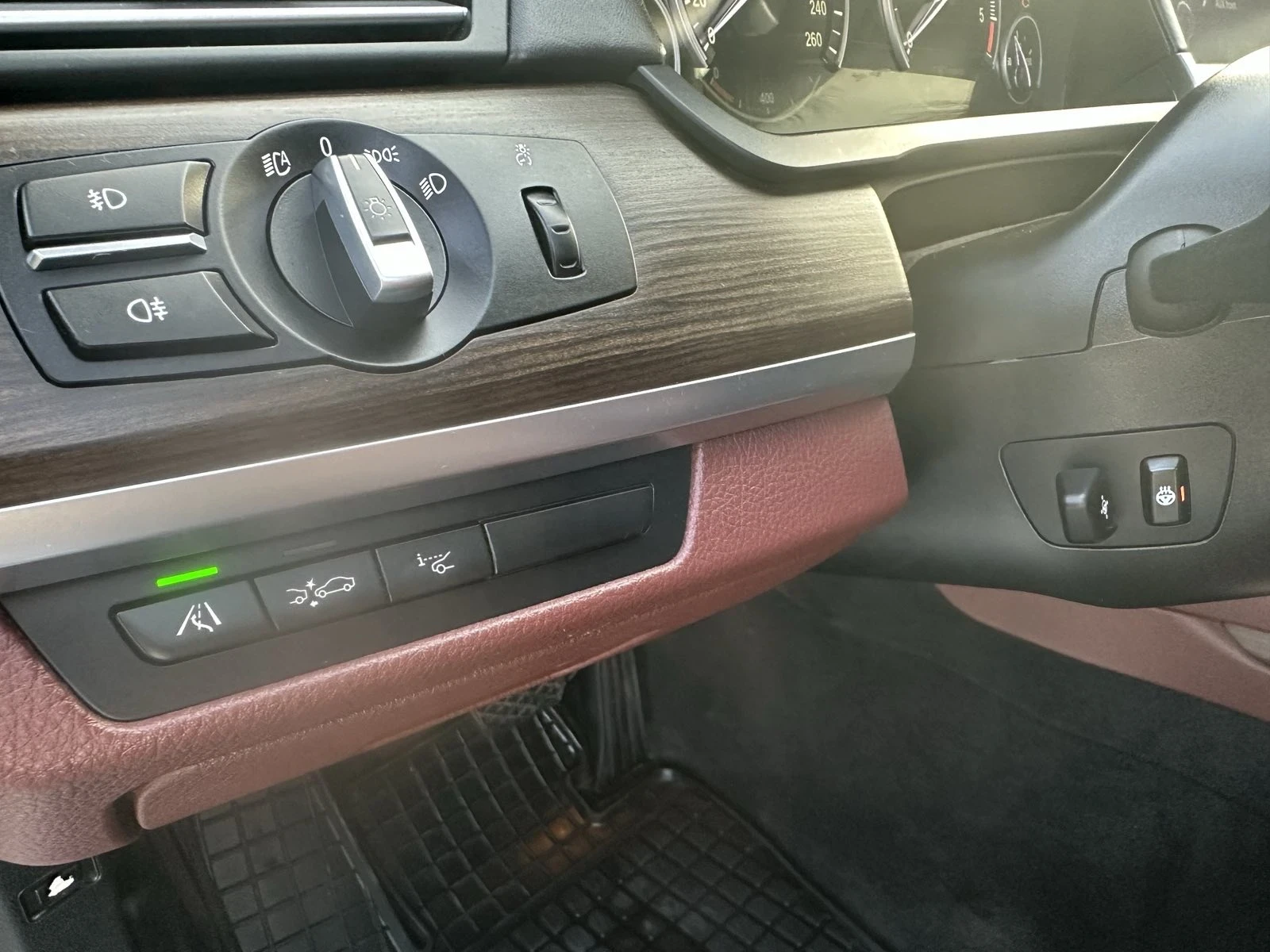 BMW 740 D/XDRIVE/DISTRONIC/BLIND SPOT/SOFT CLOSE/LIZING, снимка 11 - Автомобили и джипове - 53712427