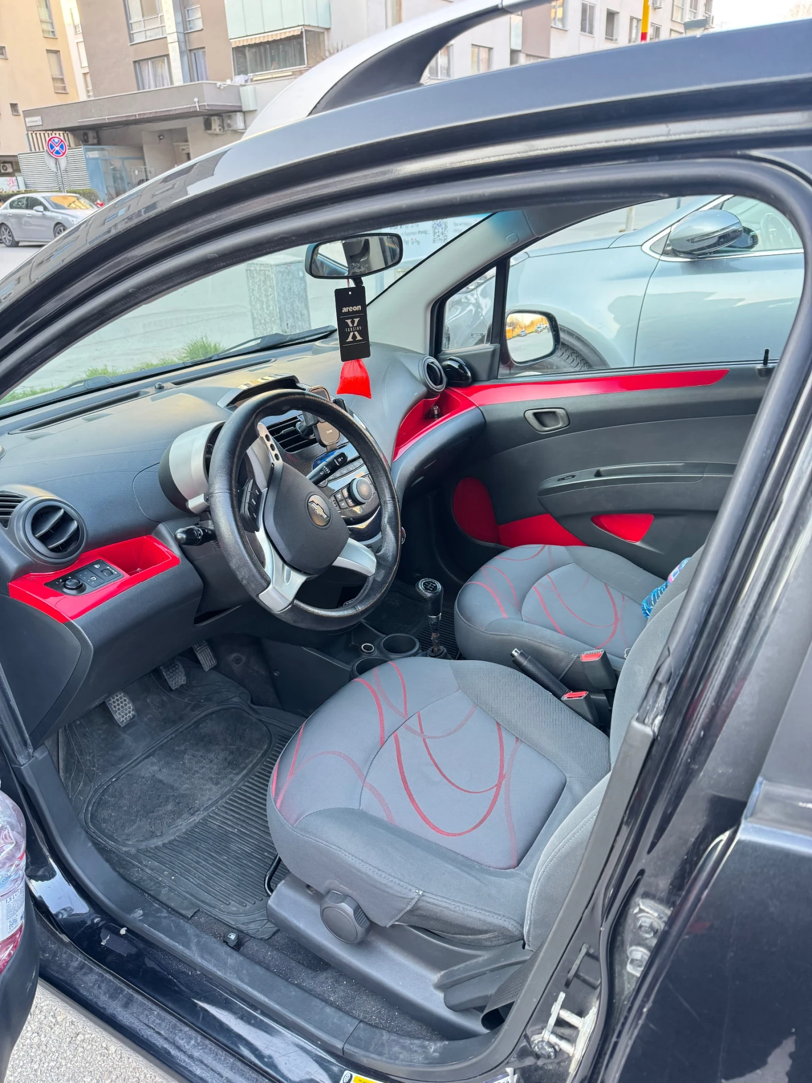 Chevrolet Spark, снимка 5 - Автомобили и джипове - 53848876