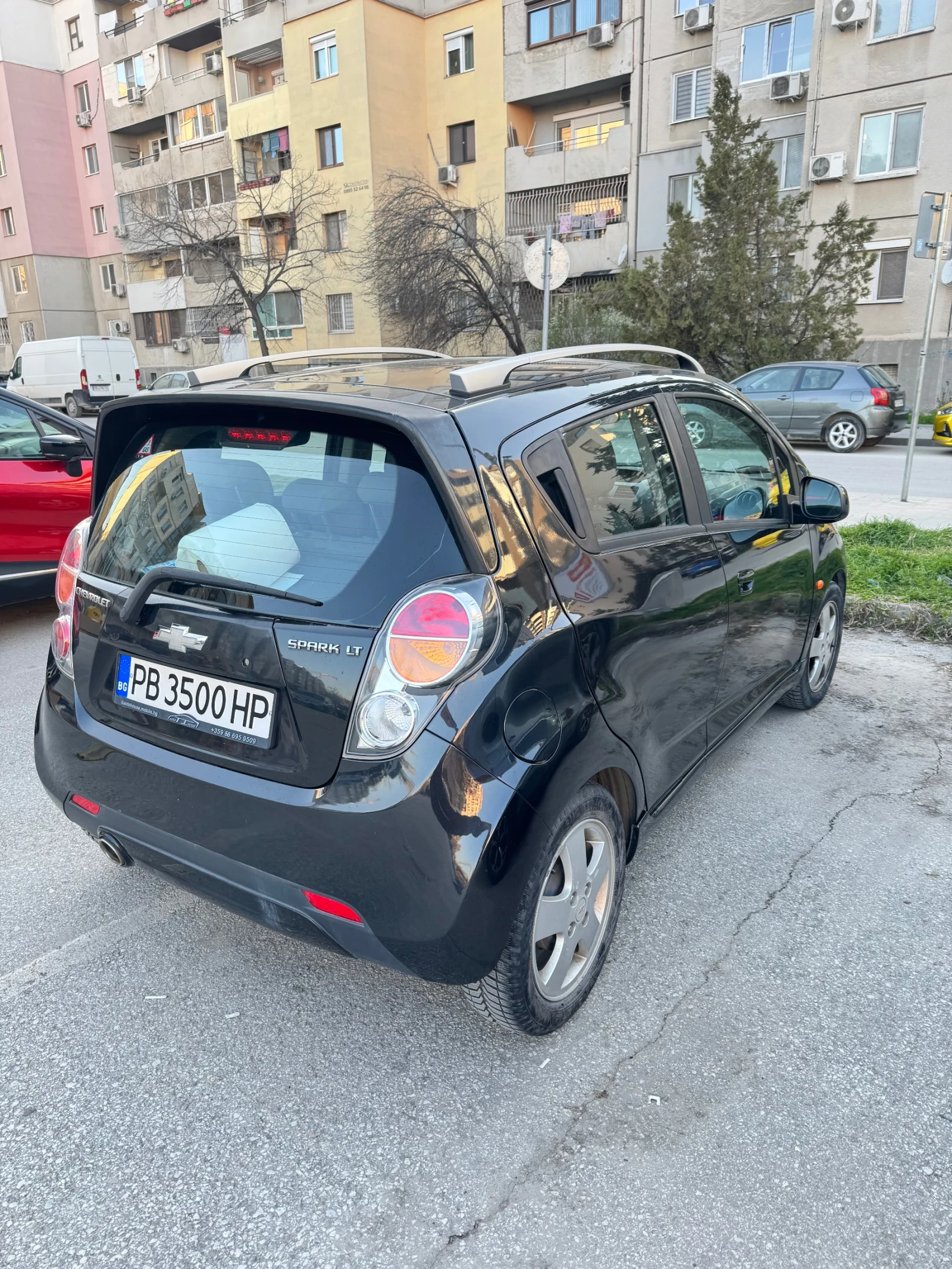 Chevrolet Spark, снимка 3 - Автомобили и джипове - 53848876