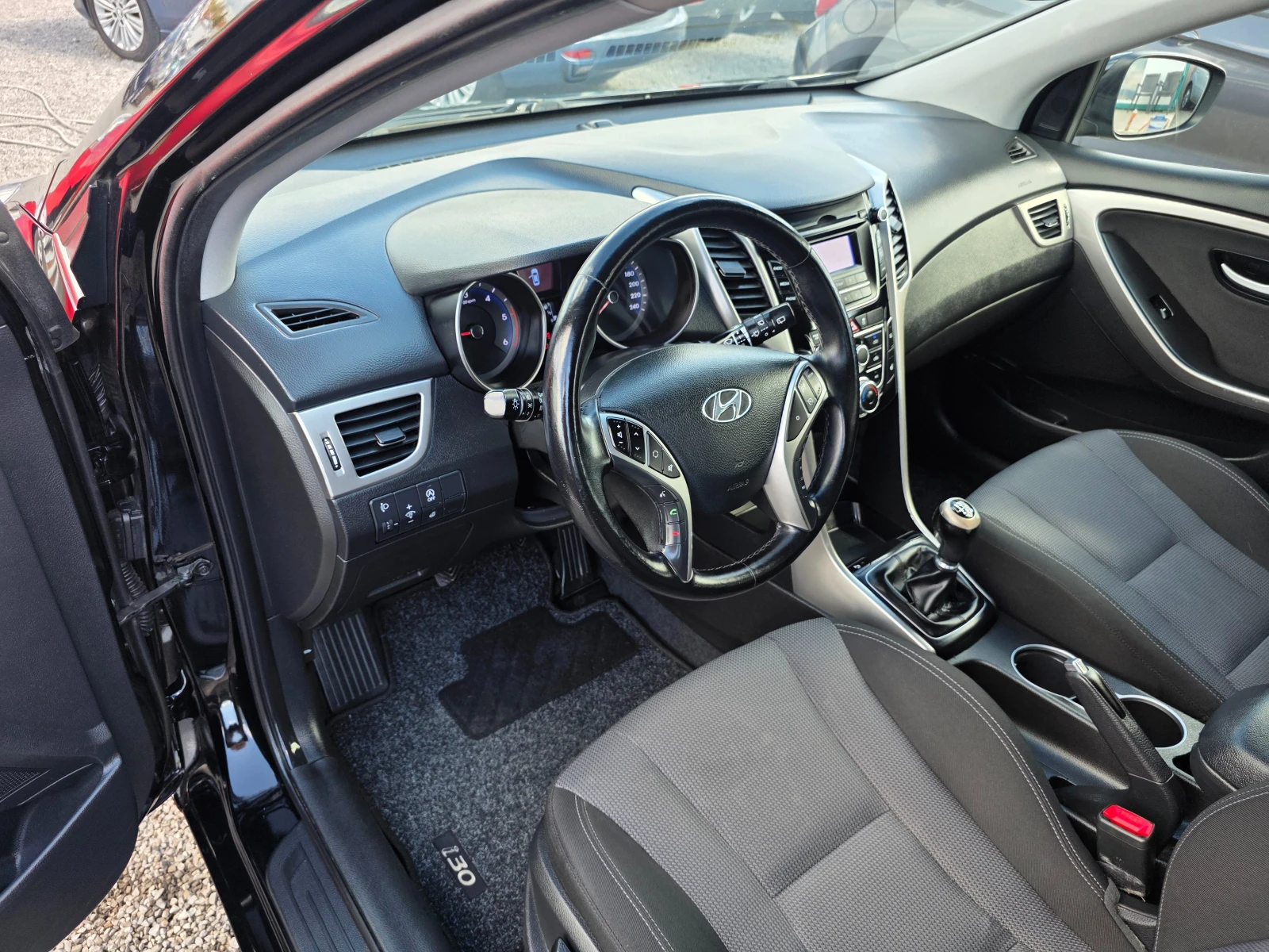 Hyundai I30 1.6CRDI 110K.C EURO6 TOP | Mobile.bg � ����������� 14