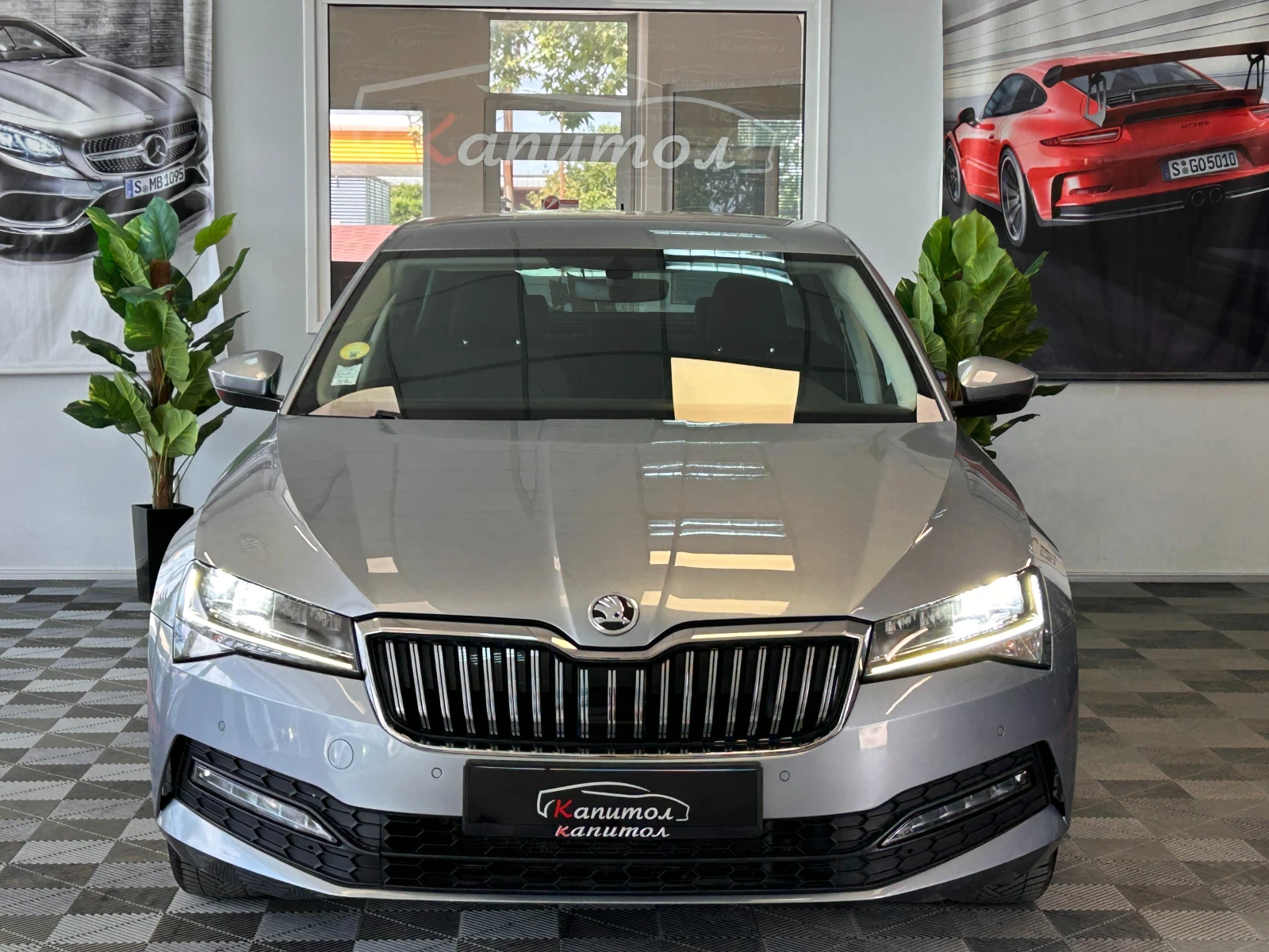 Skoda Superb 2.0TDI STYLE 7 DSG 150, снимка 2 - Автомобили и джипове - 54699080