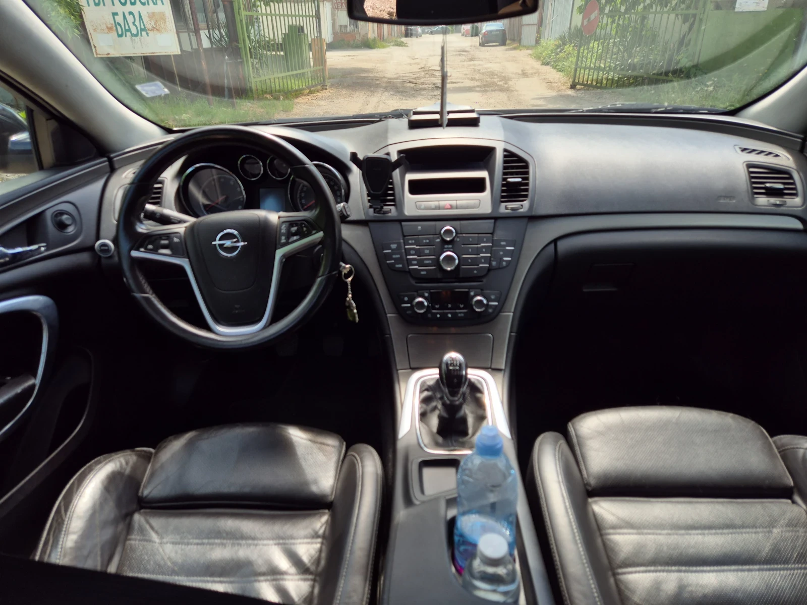 Opel Insignia 1.6-116к. Газ-Бензин. Напълно обслужен! ЕВРО5, снимка 11 - Автомобили и джипове - 54774412