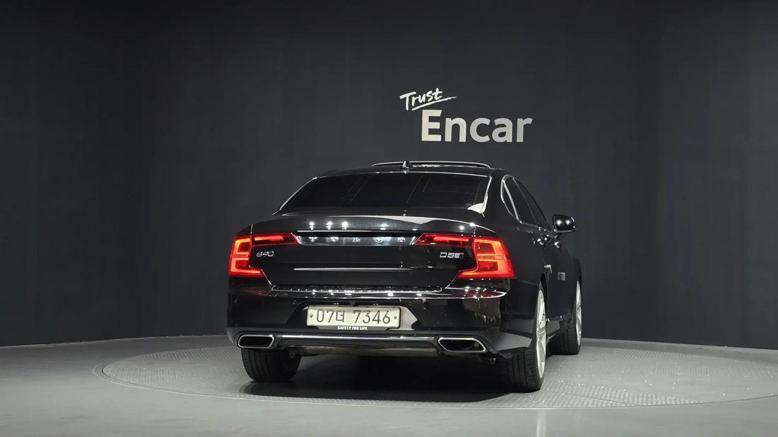 Volvo S90 T5 INSCRIPTION BOWERS WILKINS/360CAM/PANO/HEAD UP, снимка 4 - Автомобили и джипове - 55000047