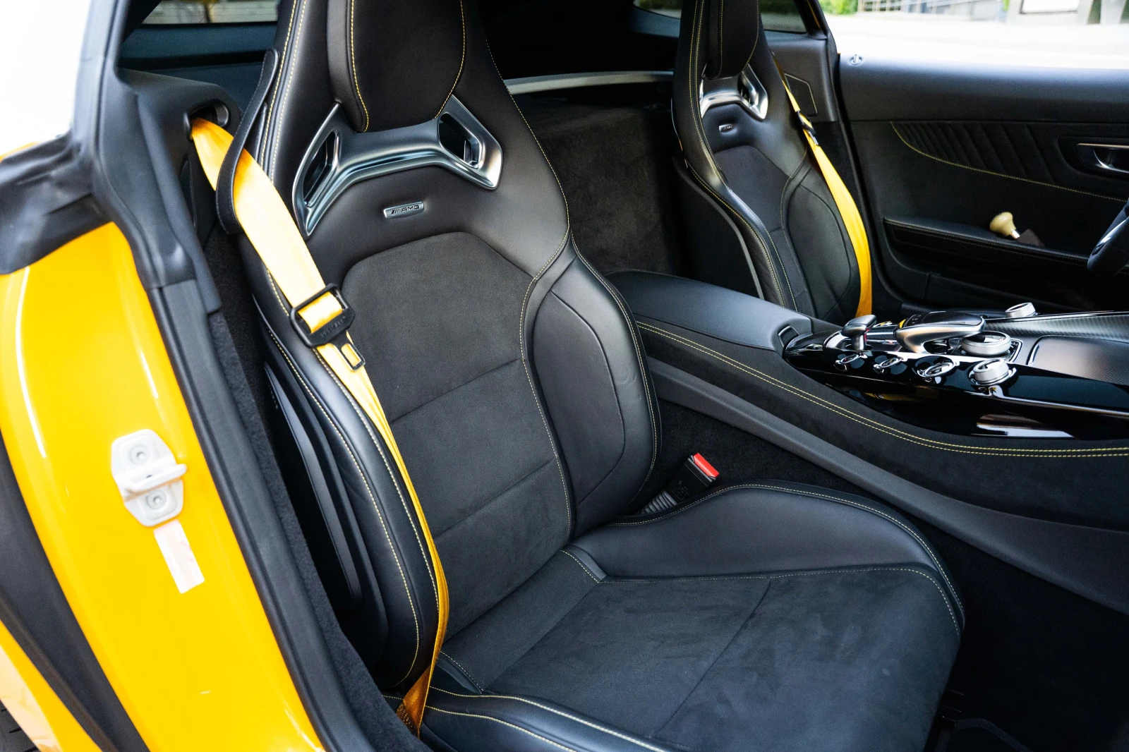 Mercedes-Benz AMG GT 11000 км., снимка 8 - Автомобили и джипове - 55480930