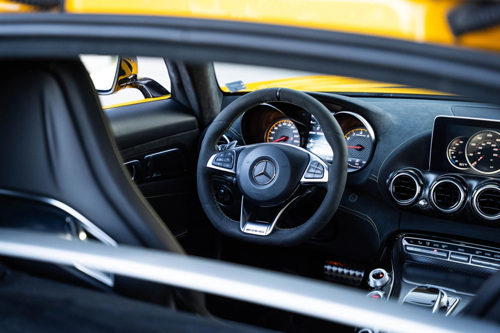 Mercedes-Benz AMG GT 11000 км., снимка 6 - Автомобили и джипове - 55480930