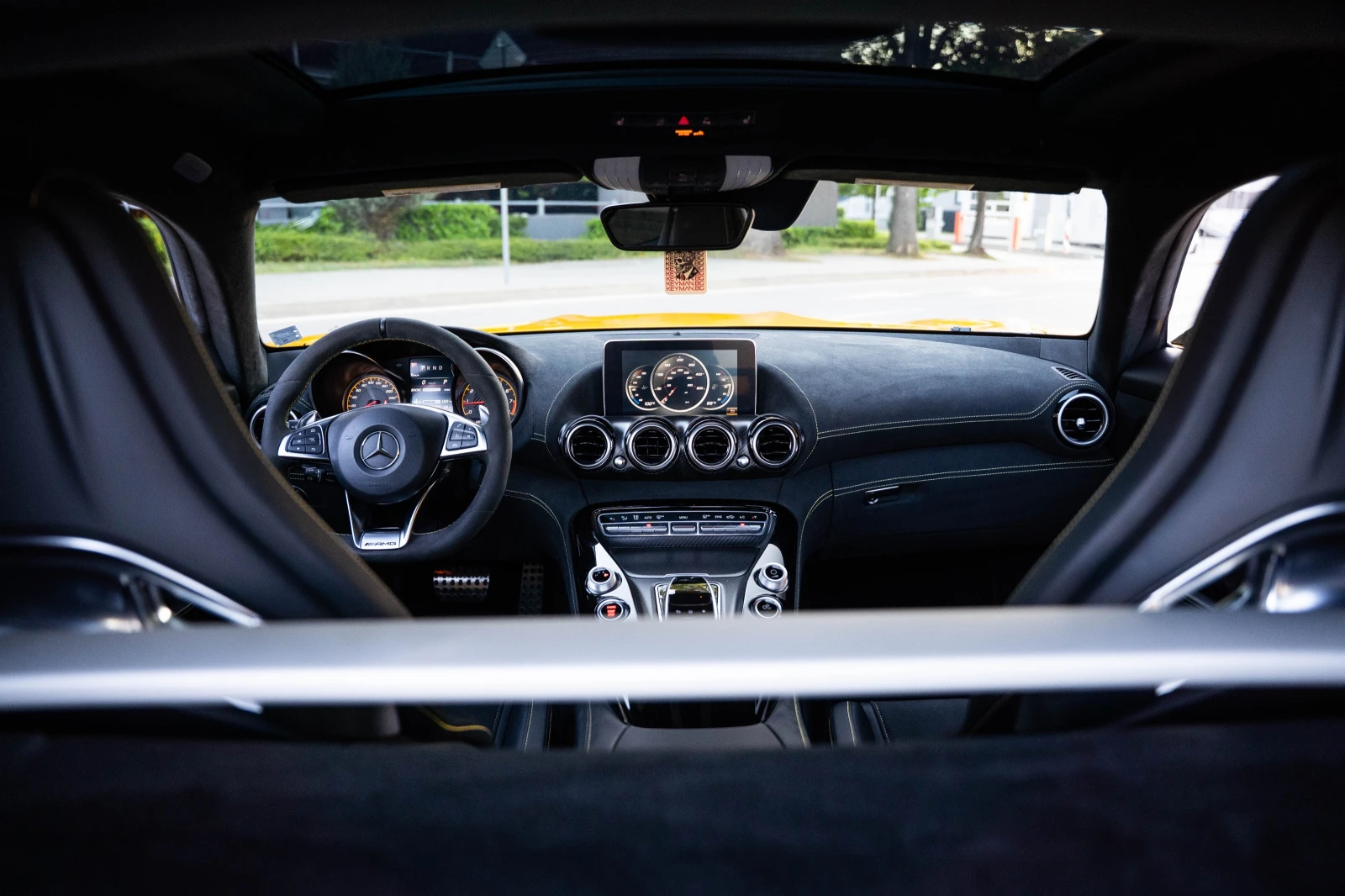 Mercedes-Benz AMG GT 11000 км., снимка 5 - Автомобили и джипове - 55480930