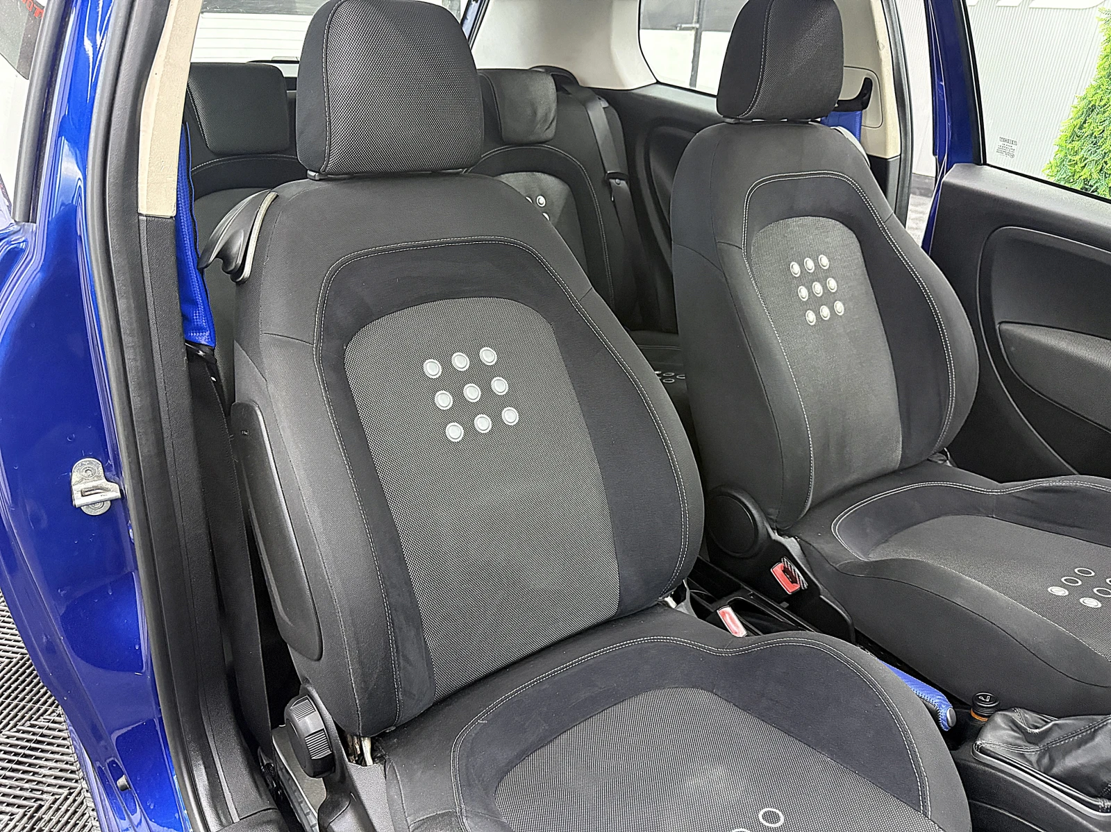 Fiat Punto 1.3multijet/6sk/KLIMATIC, снимка 9 - Автомобили и джипове - 55991223