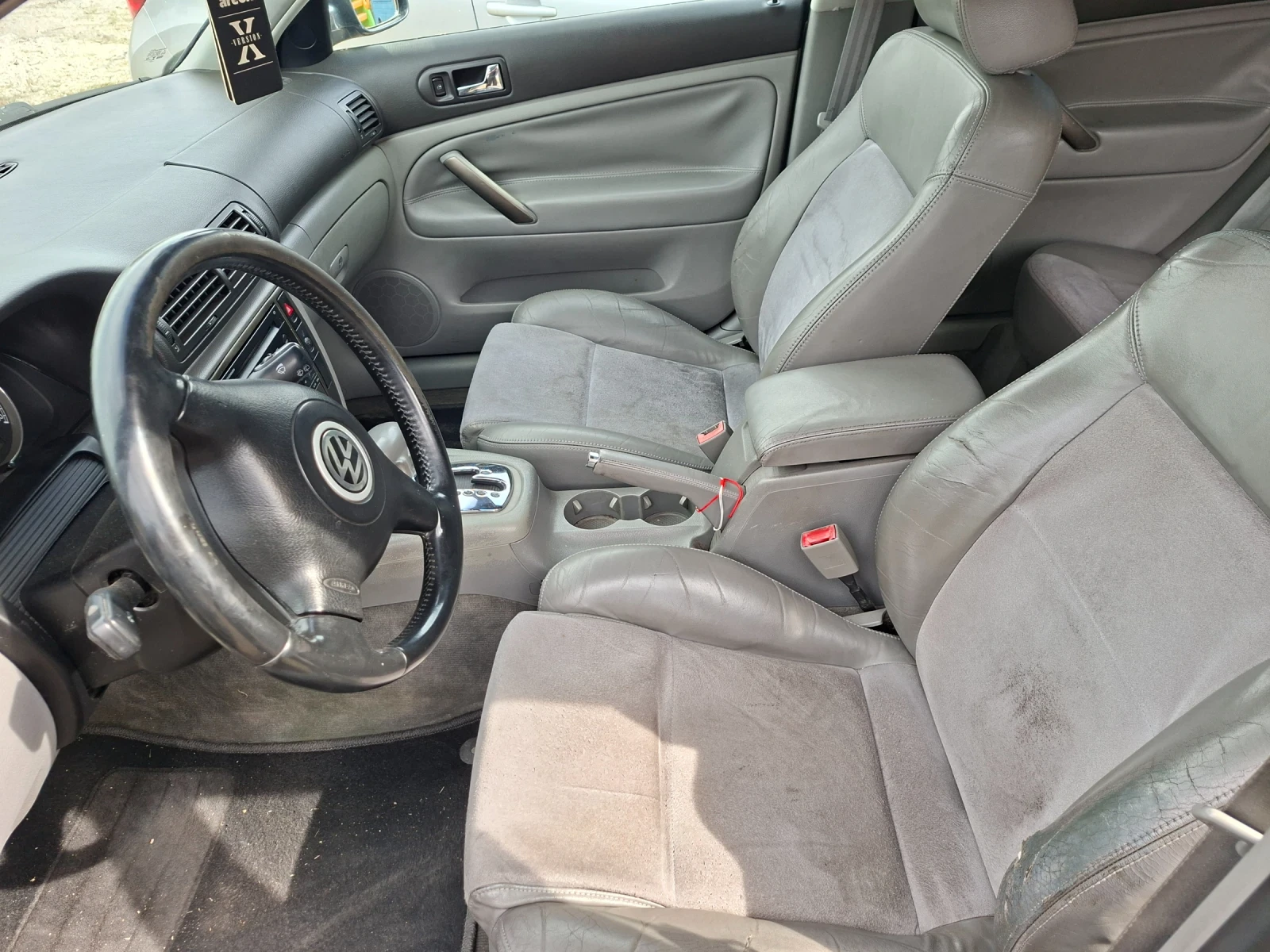 VW Passat 2.3 VR5, снимка 9 - Автомобили и джипове - 56222433