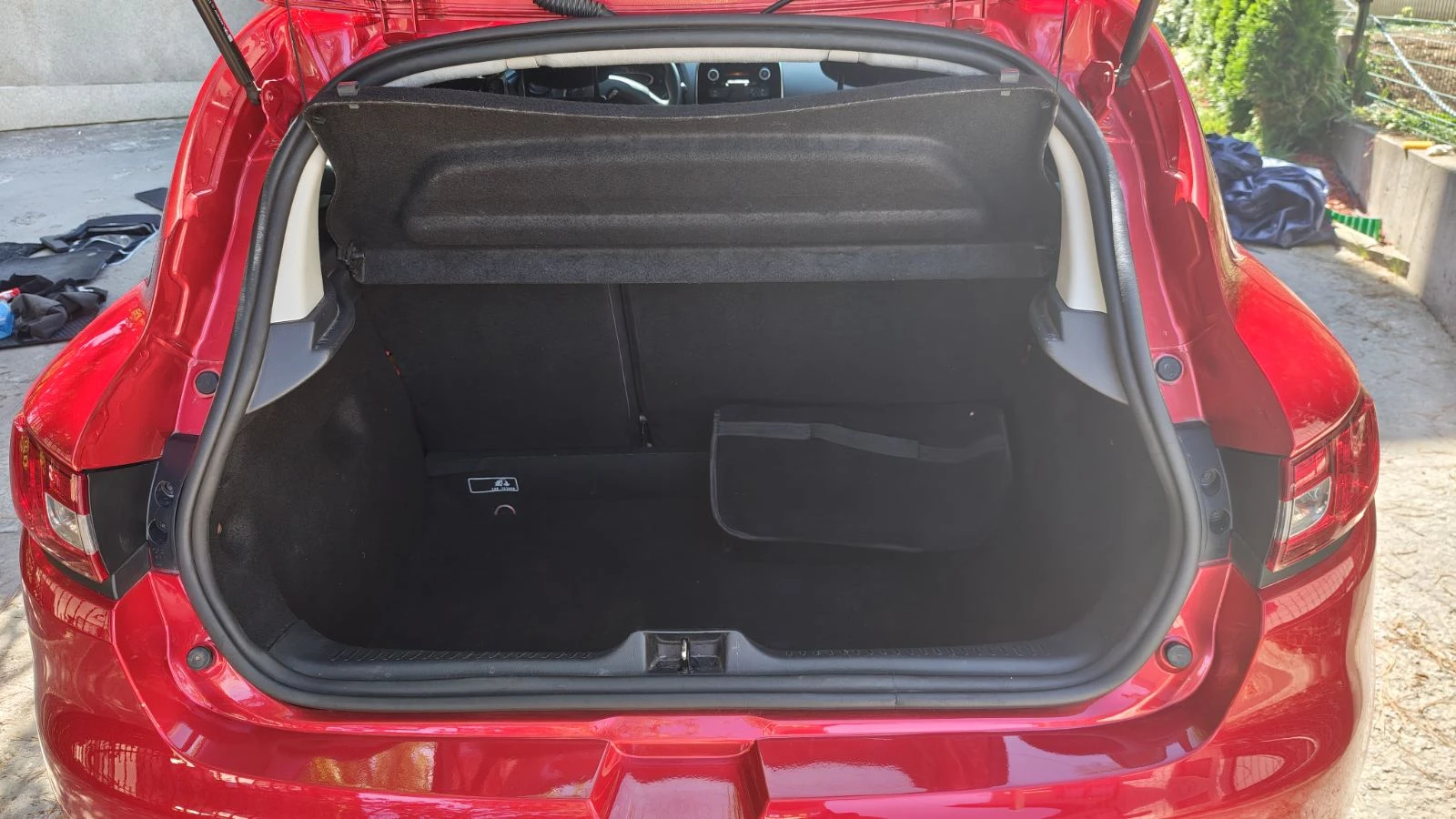 Renault Clio 1.2 16V Life, снимка 12 - Автомобили и джипове - 56454582