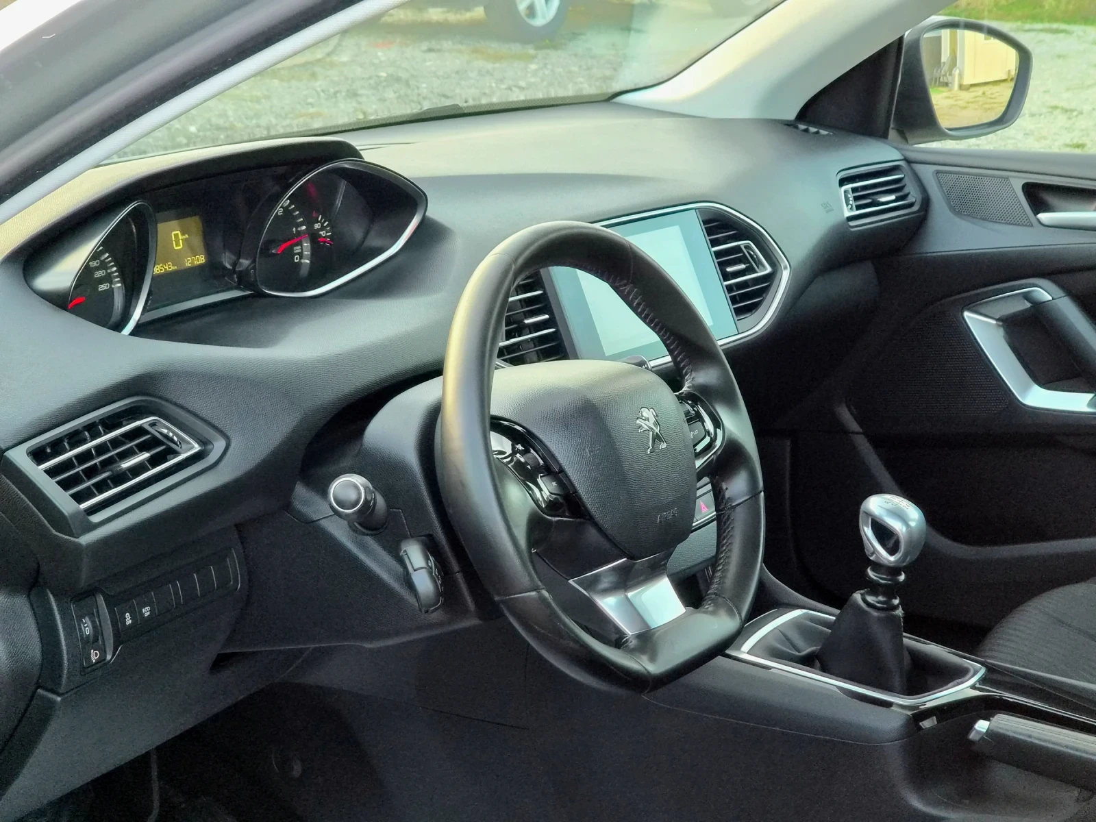 Peugeot 308 1.6HDI* 120k, снимка 7 - Автомобили и джипове - 56677123