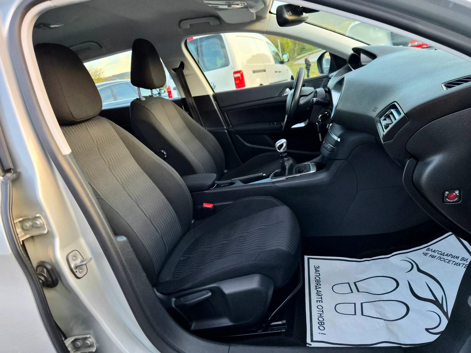Peugeot 308 1.6HDI* 120k, снимка 13 - Автомобили и джипове - 56677123