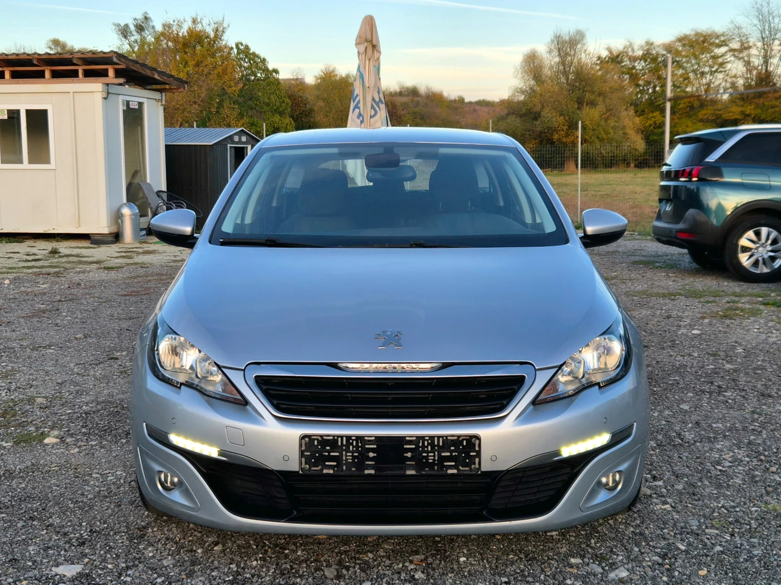 Peugeot 308 1.6HDI* 120k, снимка 2 - Автомобили и джипове - 56677123