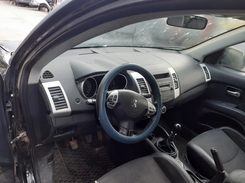 Peugeot 4007 2.2 дизел, снимка 4 - Автомобили и джипове - 40260085