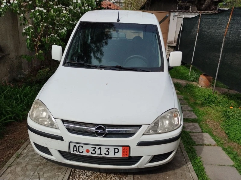 Opel Combo 1.3, снимка 1 - Автомобили и джипове - 45512246