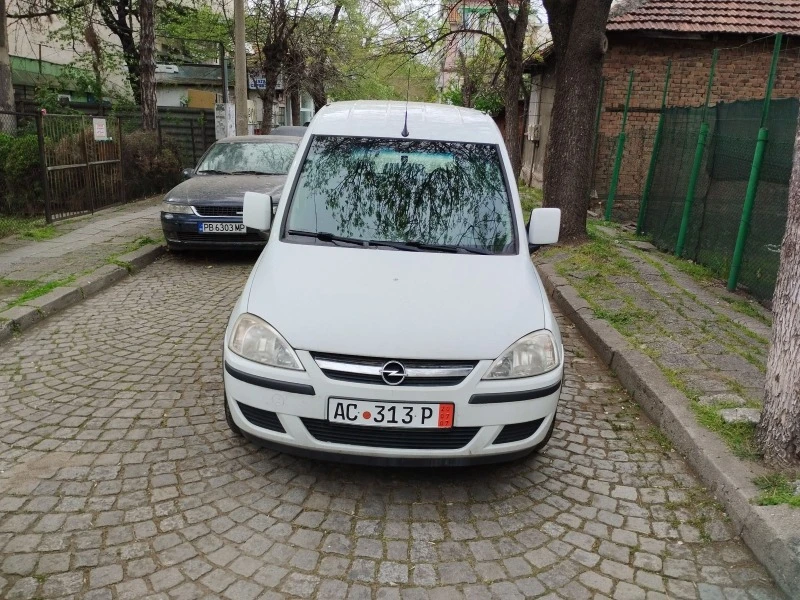 Opel Combo 1.3, снимка 4 - Автомобили и джипове - 45512246