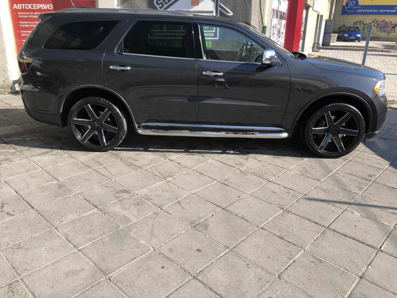 Dodge Durango, снимка 2 - Автомобили и джипове - 46940759