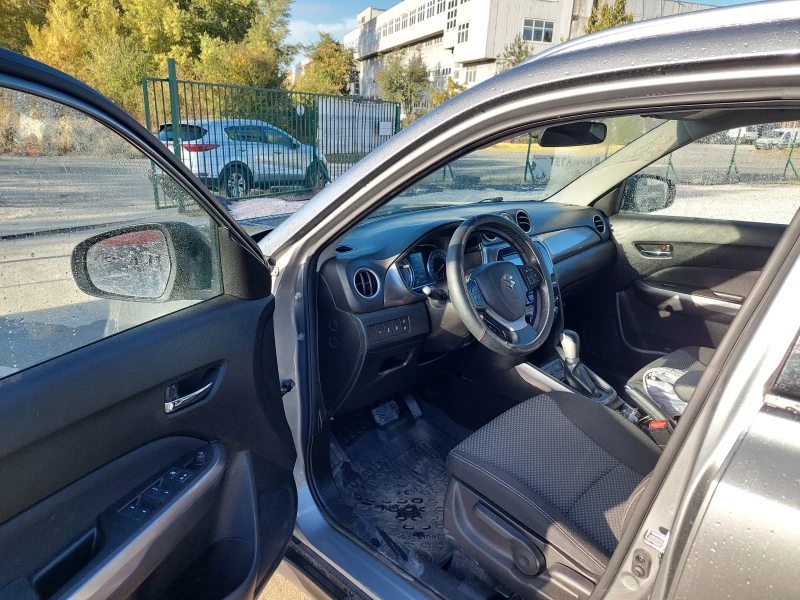 Suzuki Vitara 1.4 Hybrid , снимка 9 - Автомобили и джипове - 47727968