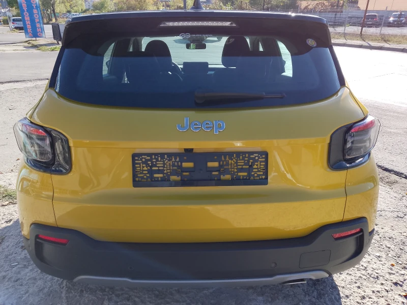 Jeep Avenger 1.2 HTP/LIMITED/JBL, снимка 6 - Автомобили и джипове - 52121565