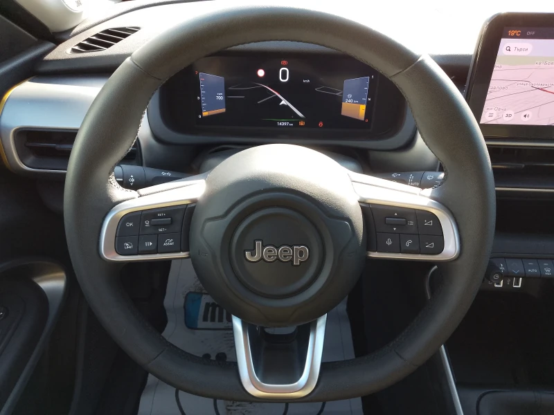 Jeep Avenger 1.2 HTP/LIMITED/JBL, снимка 11 - Автомобили и джипове - 52121565