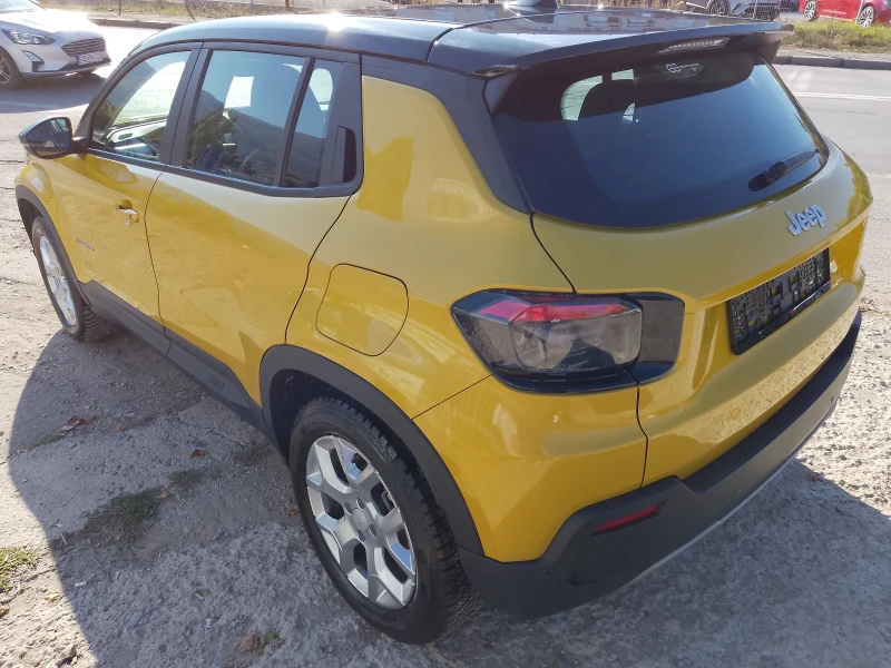 Jeep Avenger 1.2 HTP/LIMITED/JBL, снимка 7 - Автомобили и джипове - 52121565