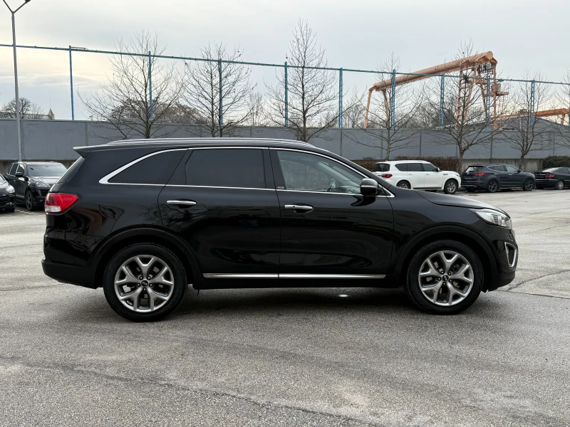Kia Sorento, снимка 5 - Автомобили и джипове - 53282352