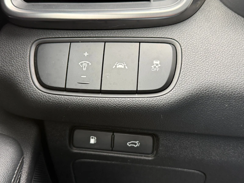 Kia Sorento, снимка 15 - Автомобили и джипове - 53282352