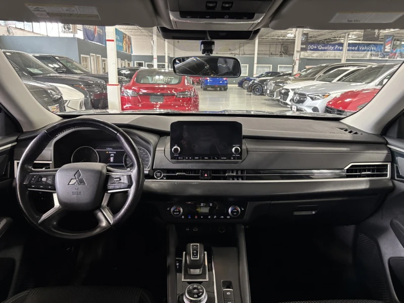 Mitsubishi Outlander SE S* MULTI TERRAIN MODES* BLIND SPOT* 7-SEATS* PA, снимка 6 - Автомобили и джипове - 53356044