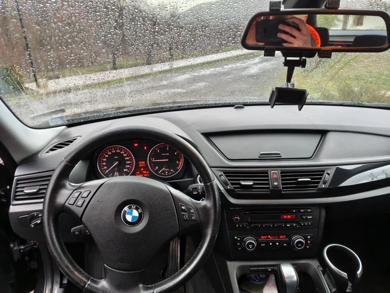 BMW X1, снимка 6 - Автомобили и джипове - 53368779