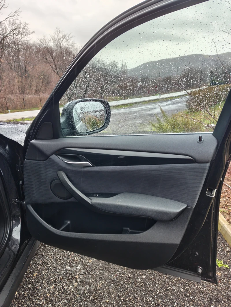 BMW X1, снимка 8 - Автомобили и джипове - 53368779