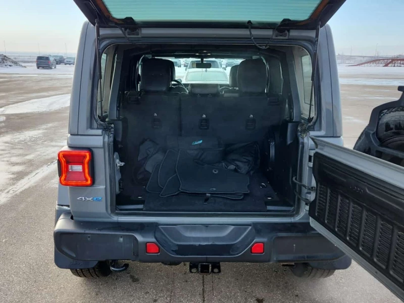 Jeep Wrangler PHEV * UNLIMITED SAHARA * CARFAX * , снимка 11 - Автомобили и джипове - 53538780