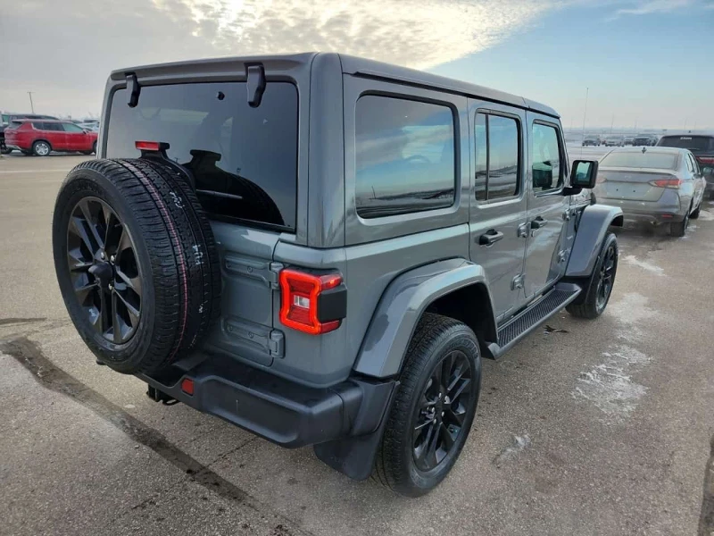 Jeep Wrangler PHEV * UNLIMITED SAHARA * CARFAX * , снимка 3 - Автомобили и джипове - 53538780