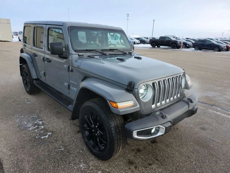 Jeep Wrangler PHEV * UNLIMITED SAHARA * CARFAX * , снимка 2 - Автомобили и джипове - 53538780