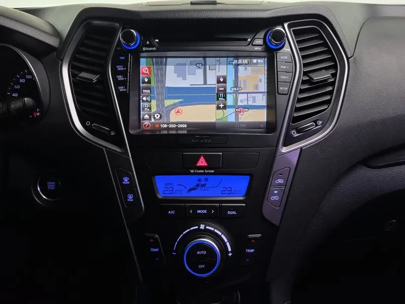 Hyundai Santa fe 2.0 4WD, снимка 14 - Автомобили и джипове - 54872046
