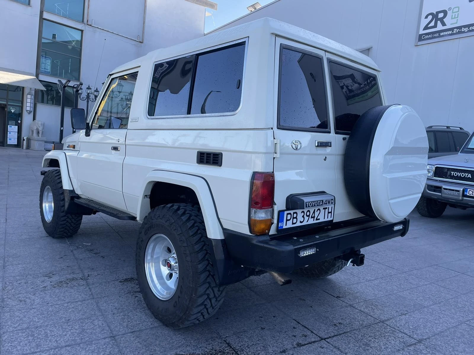 Toyota Land cruiser HZJ 73 - изображение 4