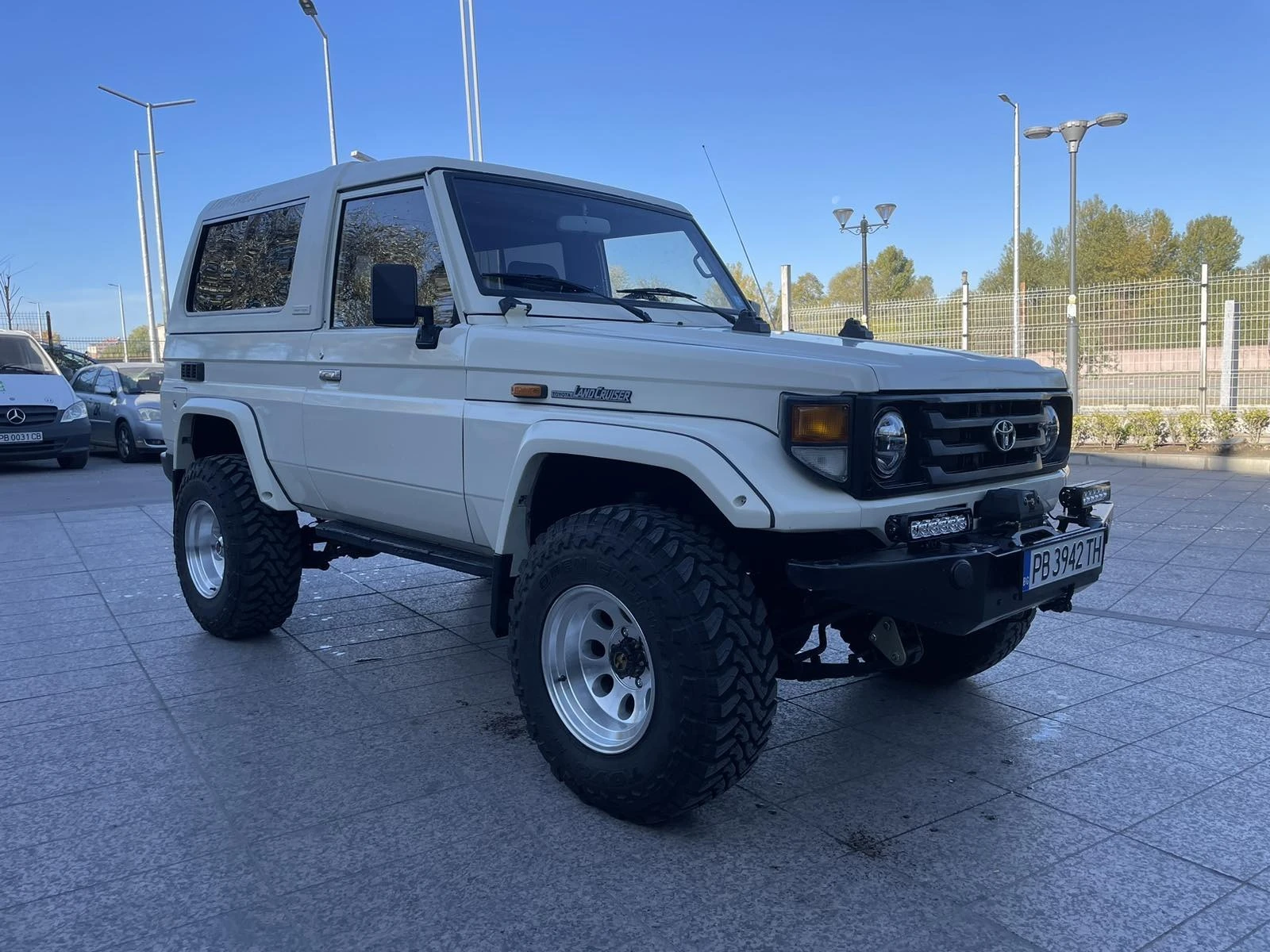 Toyota Land cruiser HZJ 73 - изображение 9