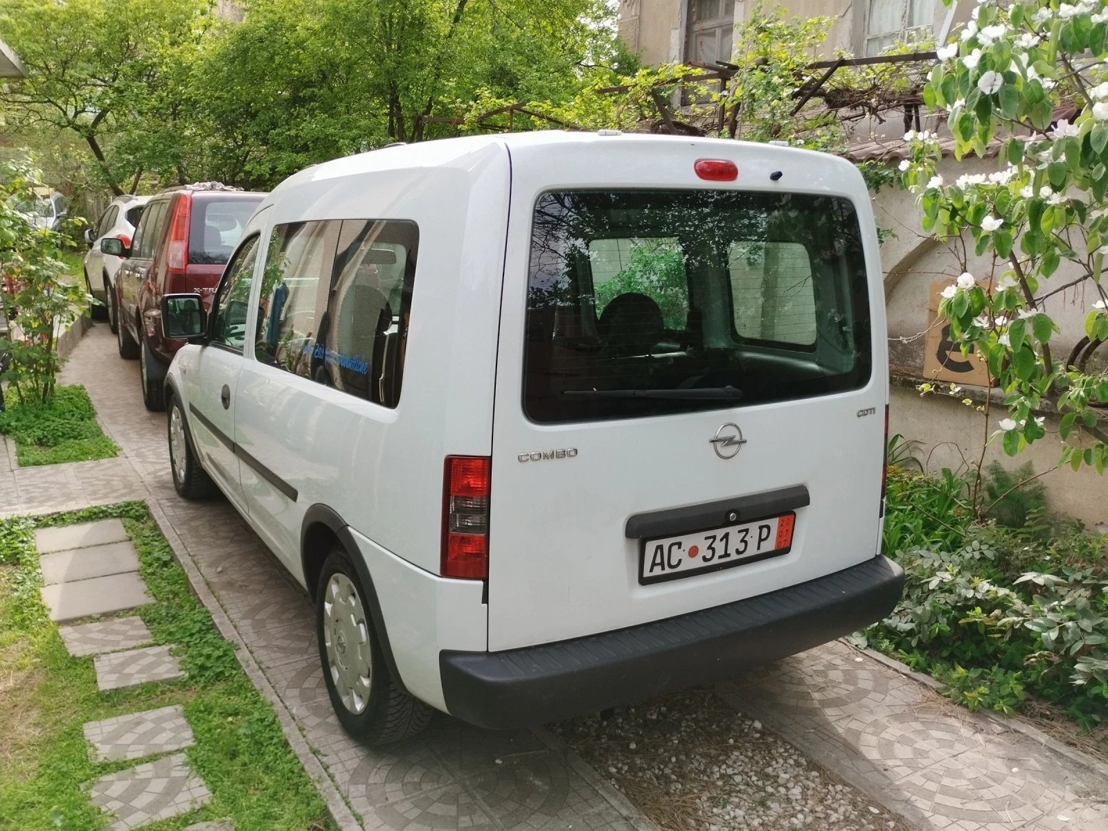 Opel Combo 1.3 - изображение 3