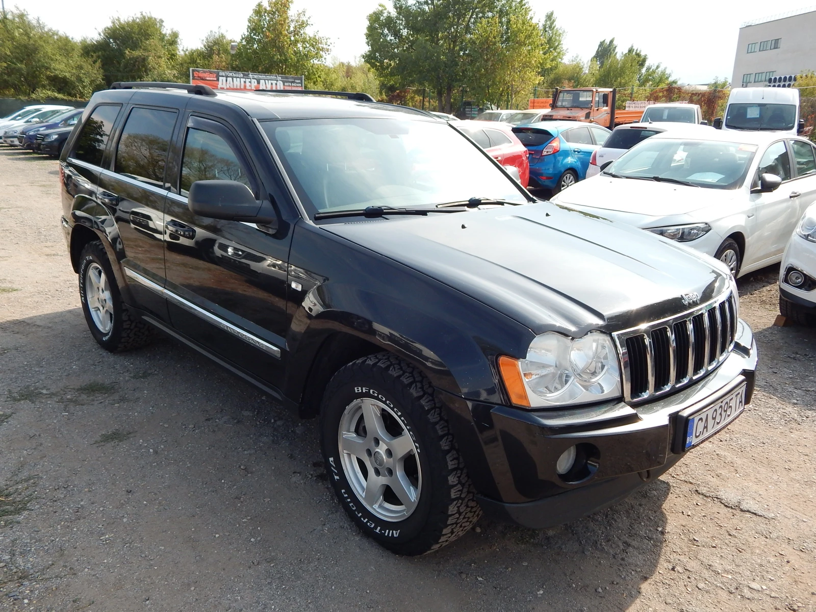 Jeep Grand cherokee Limited 5.7 Hemi - изображение 3