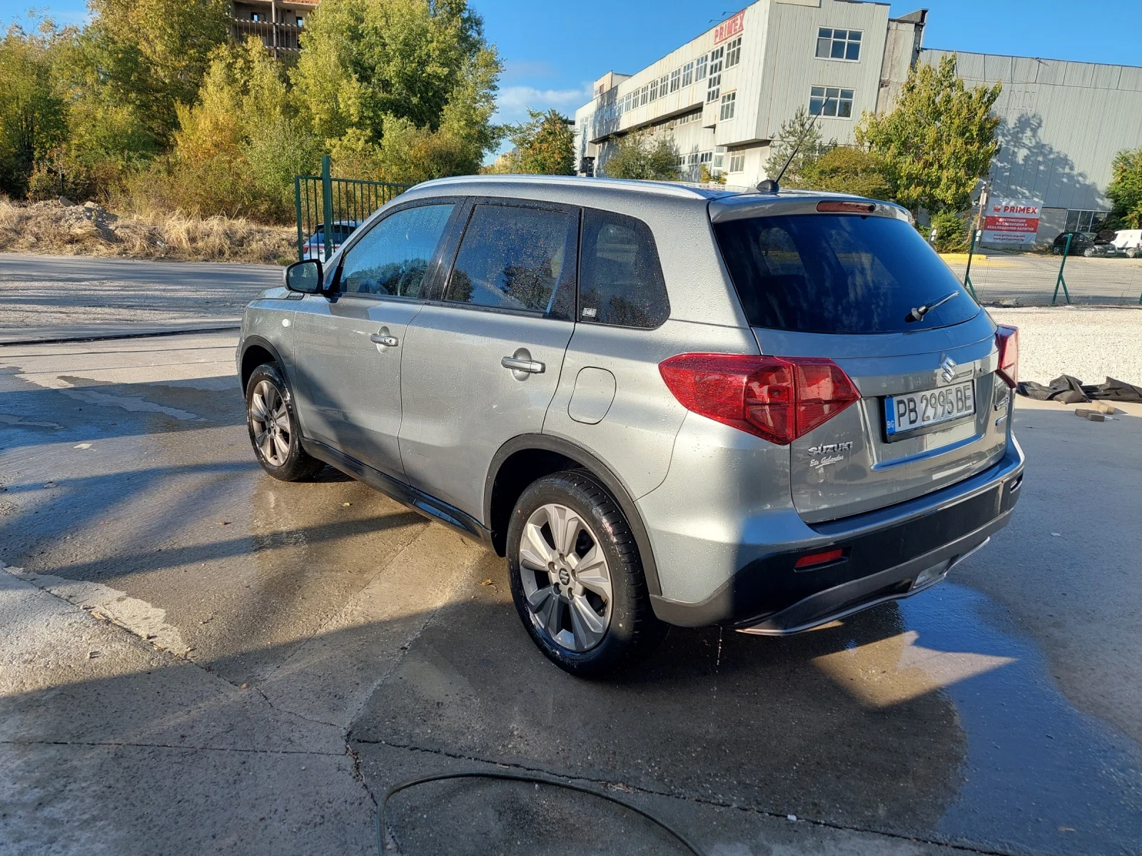 Suzuki Vitara 1.4 Hybrid  - изображение 3