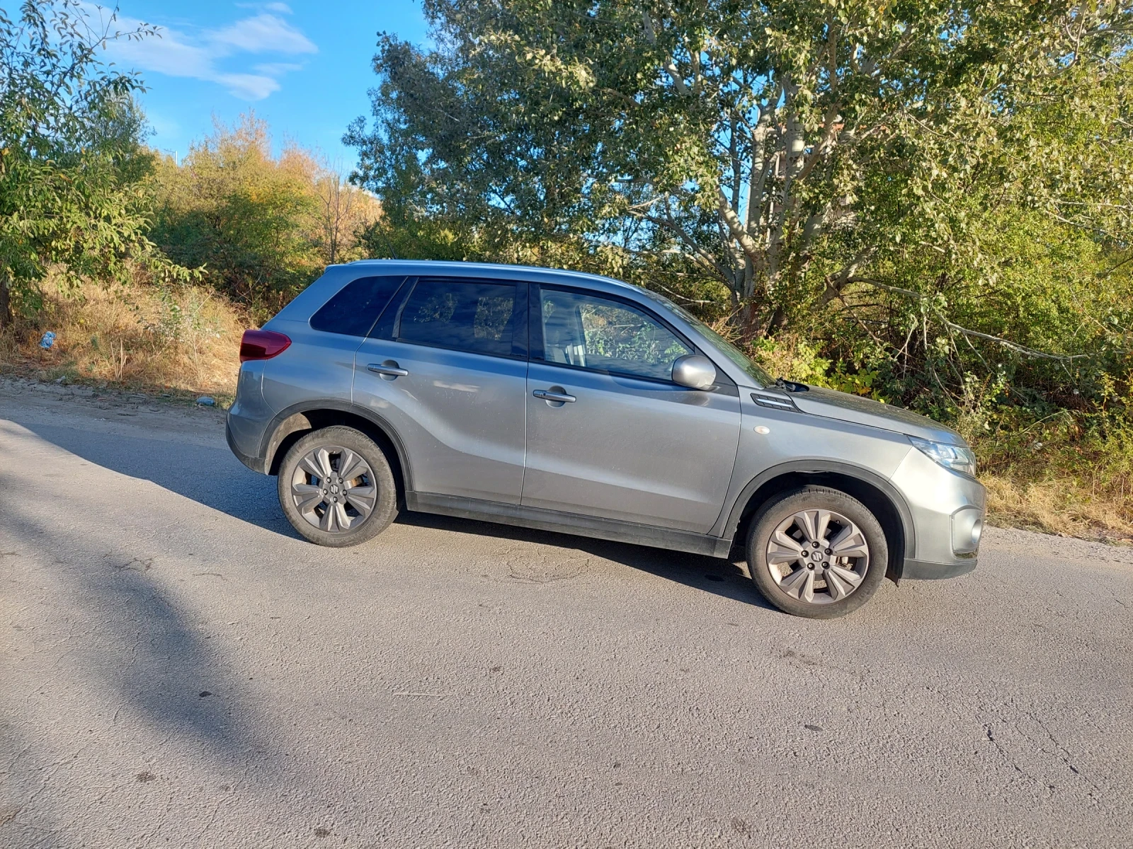 Suzuki Vitara 1.4 Hybrid  - изображение 5