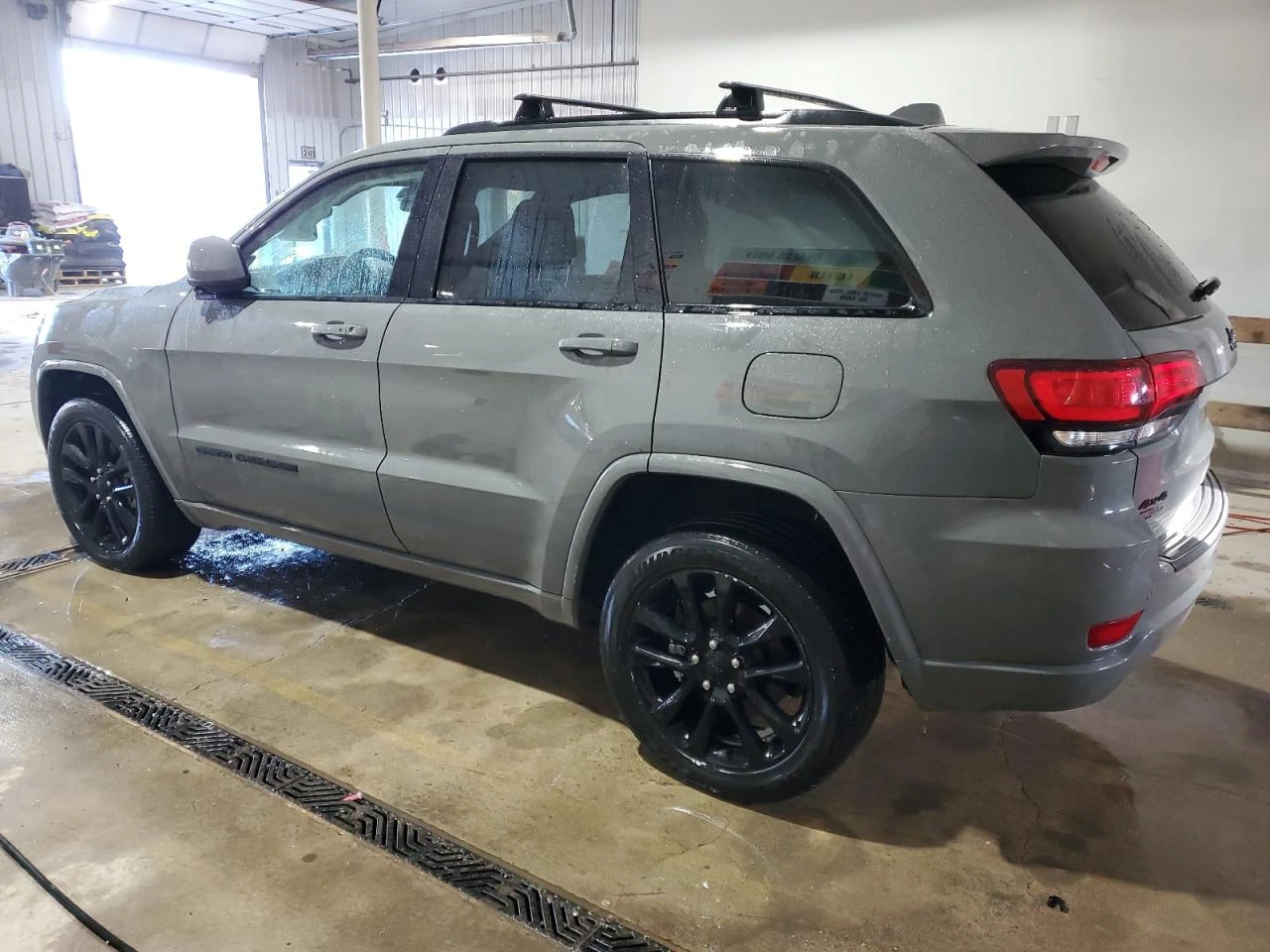 Jeep Grand cherokee LAREDO| СЕРВИЗНА ИСТОРИЯ - изображение 2