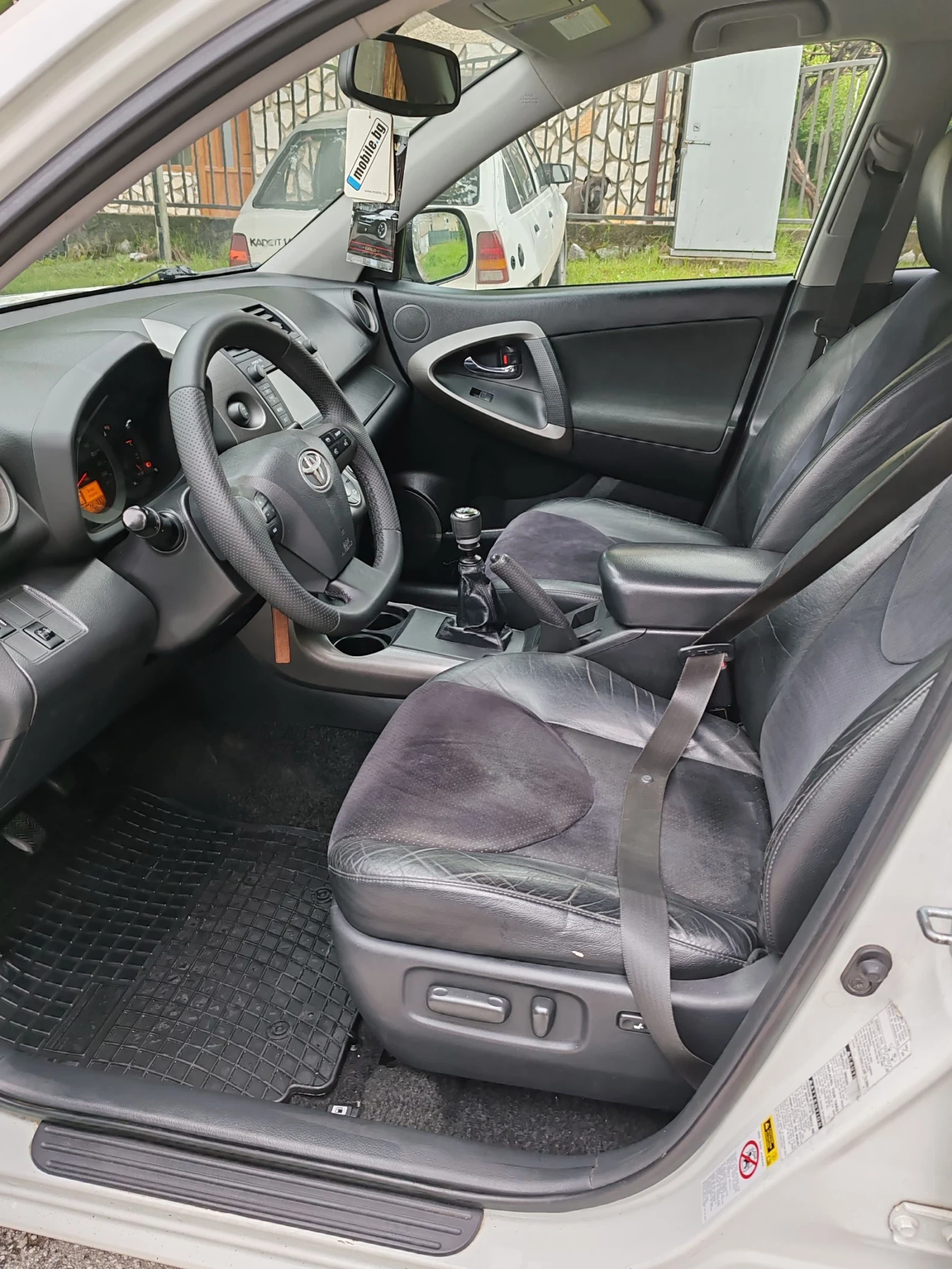 Toyota Rav4 2.2 D4D - изображение 9