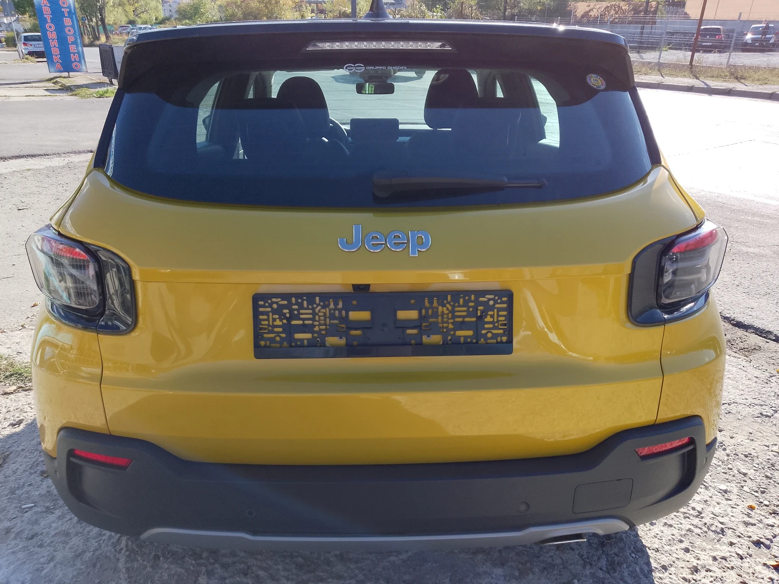 Jeep Avenger 1.2 HTP/LIMITED/JBL - изображение 6