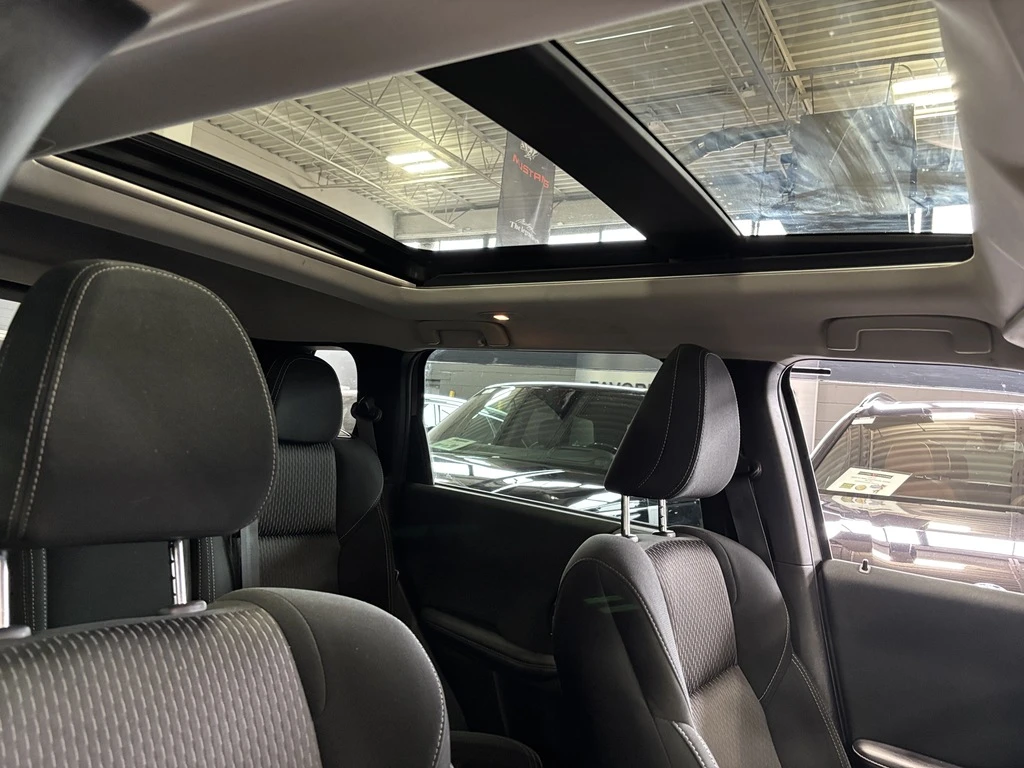 Mitsubishi Outlander SE S* MULTI TERRAIN MODES* BLIND SPOT* 7-SEATS* PA | Mobile.bg � ����������� 14